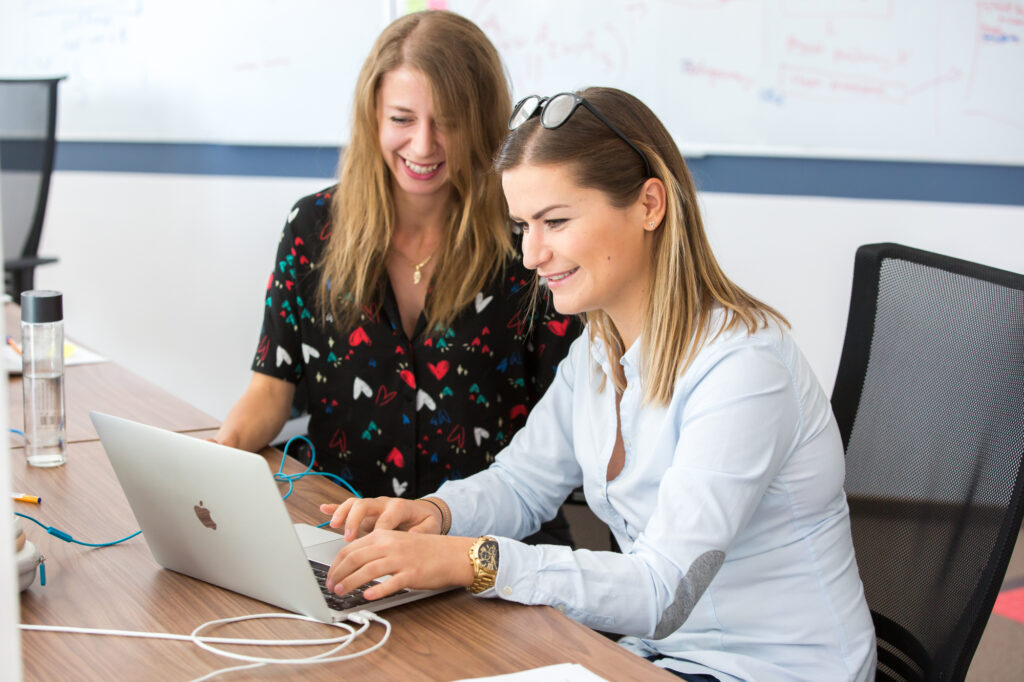 HV8A6457 Jak przygotować firmę na dzień zdjęciowy lub filmowy?